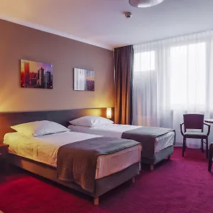 Belwederski 3*, Warszawa Polska